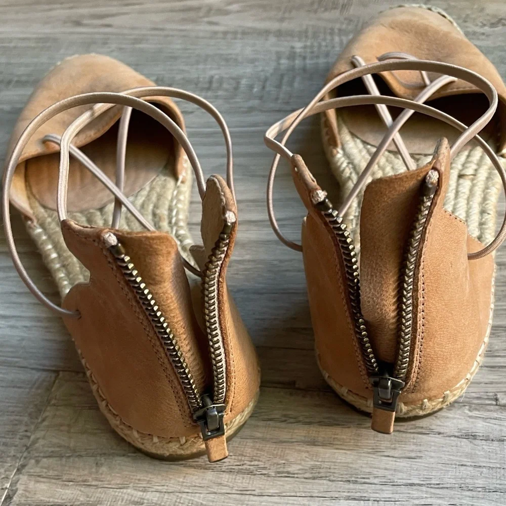 Eileen Fisher Tan Leather Espadrille Flat Elastic Straps Zip Heel Closure SZ 7